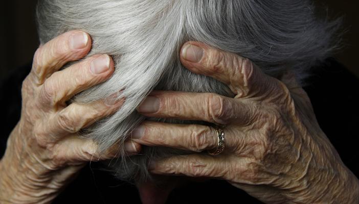 4 أطعمة تعرضك للإصابة بألزهايمر