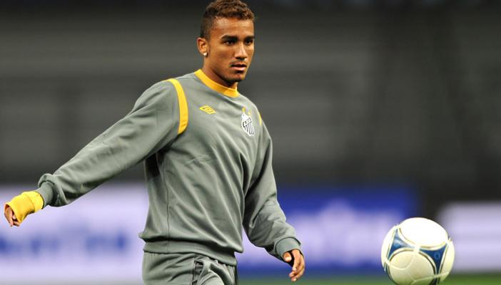 البرازيلي دانيلو: بينيتيز مدرب رائع