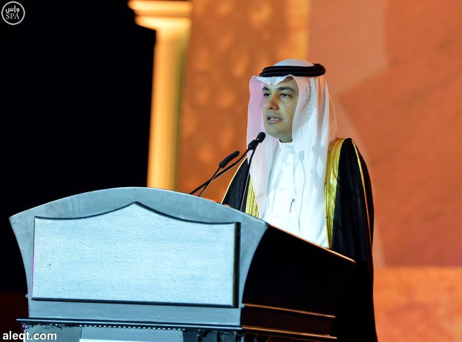 بالفيديو.. وزيرالثقافة السعودي يسرق قصيدة لأحمد شوقي