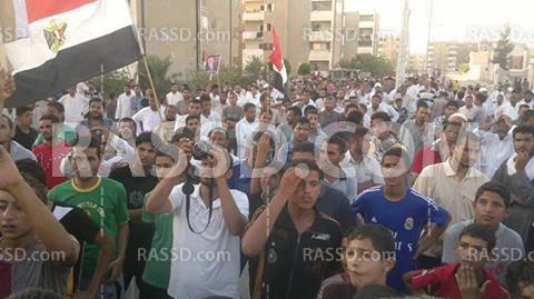 الآلاف يخرجون لرفض الانقلاب ببئر العبد