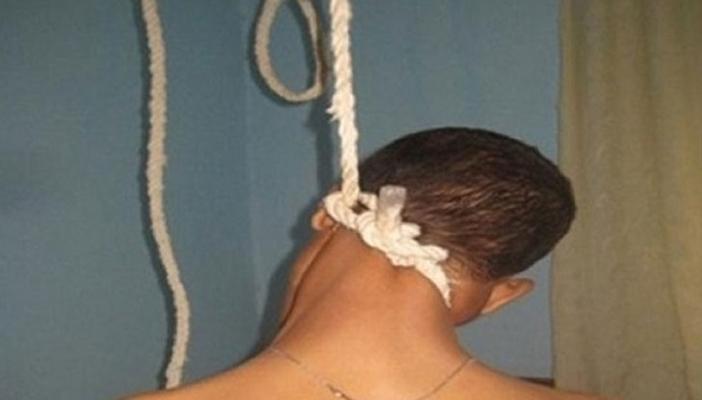 حداد مسلح ينتحر بالمحلة بعد فشله في توفير العلاج لنجله