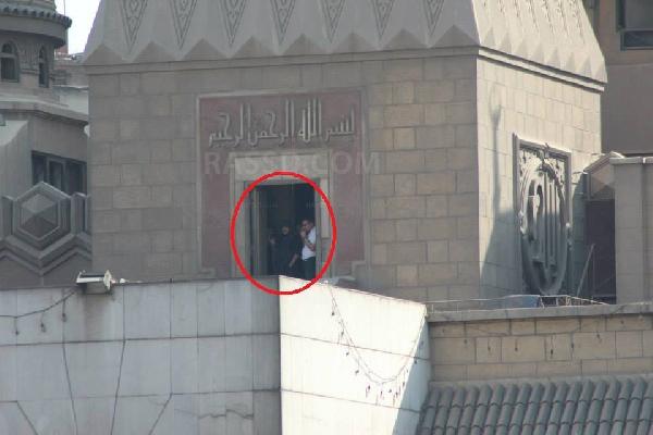 القبض على إمام مسجد الفتح..والتهمة إدخال جثث الشهداء المسجد