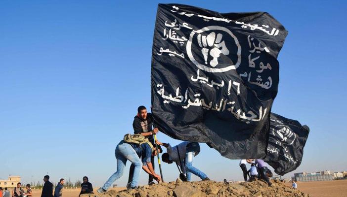 “6 إبريل”: قانون الإرهاب تقنين أوضاع دكتاتورية النظام