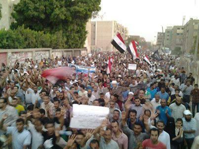 رغم المجازر ..حشود غفيرة تخرج في مسيرة بحلوان اليوم