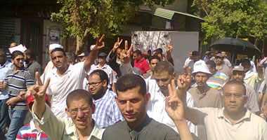 الشرطة تمنع الصلاة في مسجد الرحمن بالإسماعيلية