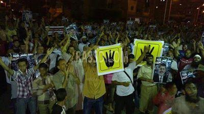 الآلاف ببورسعيد يتظاهرون أمام مسجد التوحيد لرفض الانقلاب