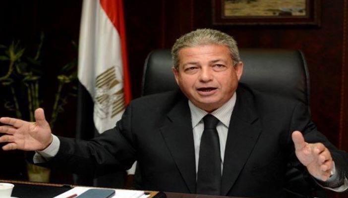 وزير الرياضة: لا أملك حل اتحاد الكرة