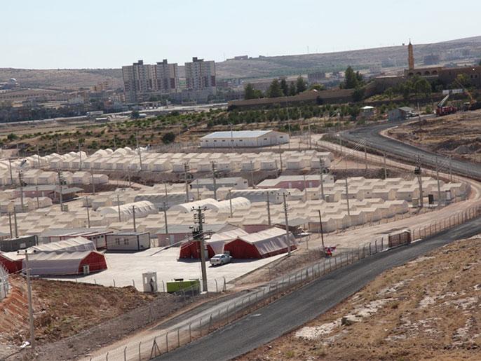 نقل 2000 إيزيدي إلى مخيم في “ماردين” جنوب شرق تركيا