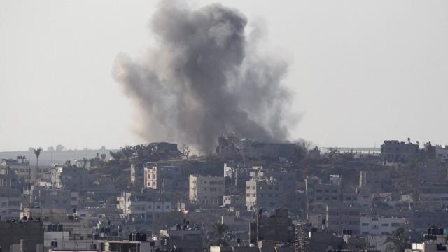 تواصل الغارات على غزة و”القسام ترد