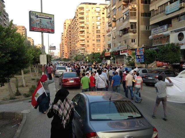 مسيرة تطوف انحاء مدينة نصر لرفض الانقلاب العسكري