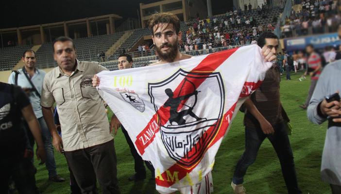 مشادة قوية بين باسم مرسي وجماهير الأهلي بتونس