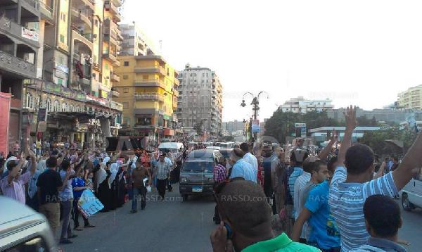 سلاسل بشرية بالإسكندرية رفضاً للانقلاب العسكري