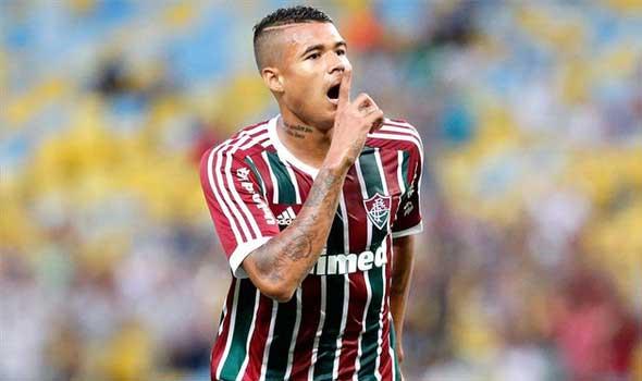 رسميا.. تشيلسي يضم البرازيلي كينيدي