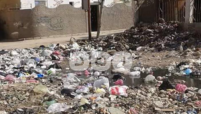 أكوام القمامة تملأ شوارع حي السلام وطريق بورسعيد بالإسماعيلية