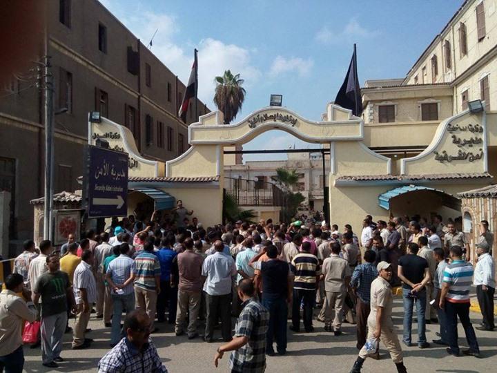 فض اعتصام أفراد شرطة الشرقية بعد استجابة “محلب” لمطالبهم