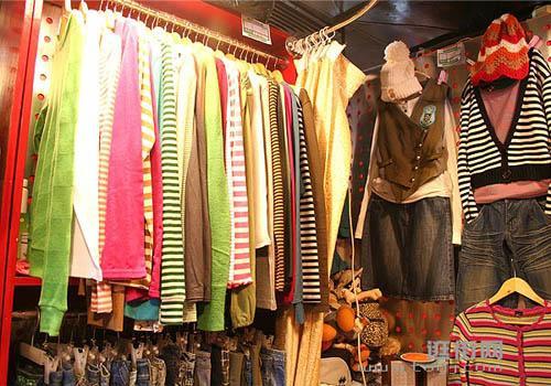 توقعات بتزايد حركة مبيعات الملابس الجاهزة مع اقتراب عيد الاضحي