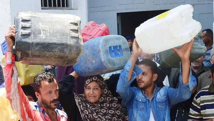 انقطاع المياه لليوم الثالث بـ”السادات”.. والمسؤولون: “هنبعت حد”