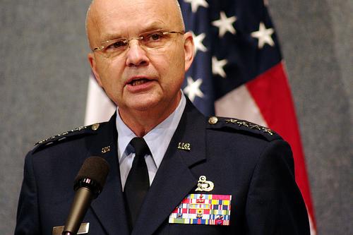 مايكل هايدن: داعش ستهاجم أمريكا قريبا