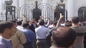 وقفة لعمال مصنع بالسادات أمام “الوزراء” ضد صاحب العمل