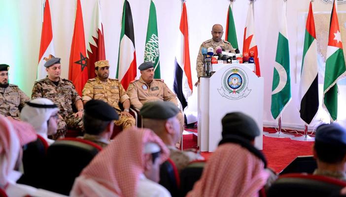 موقع أميركي: مليارات الخليج تدفع مصر إلى المشاركة في اليمن