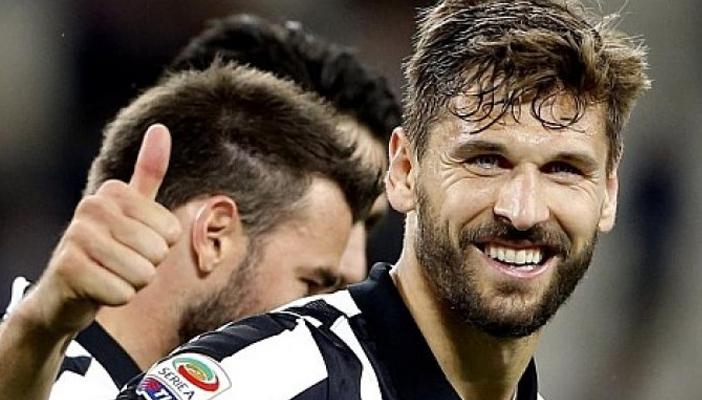 رسميا.. لورينتي ينضم لإشبيلية الإسباني