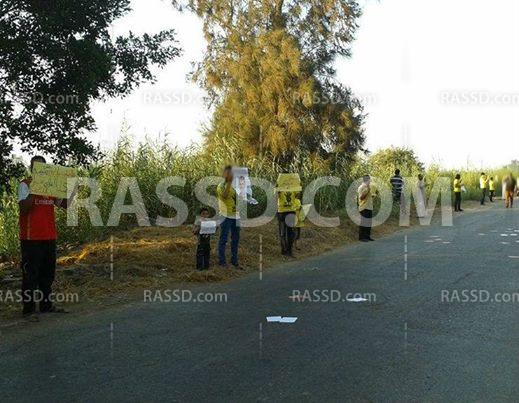 سلسلة بشرية بدكرنس تنديدًا بالانقطاع الدائم للكهرباء