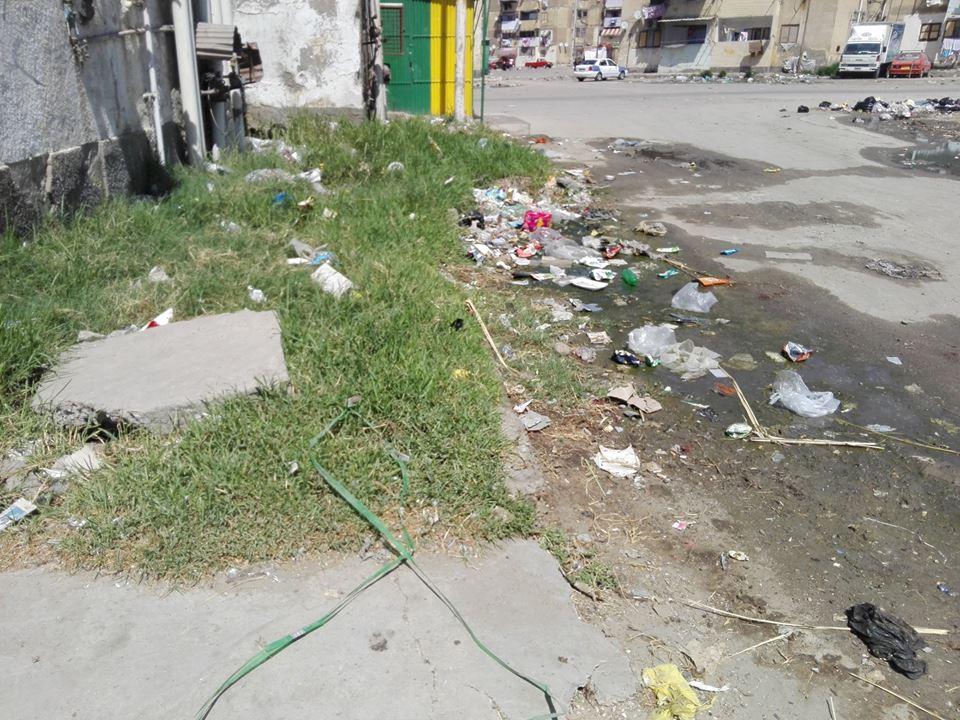 بالصور.. القمامة والصرف الصحي صداع في رأس أهالي “الزهور” ببور سعيد