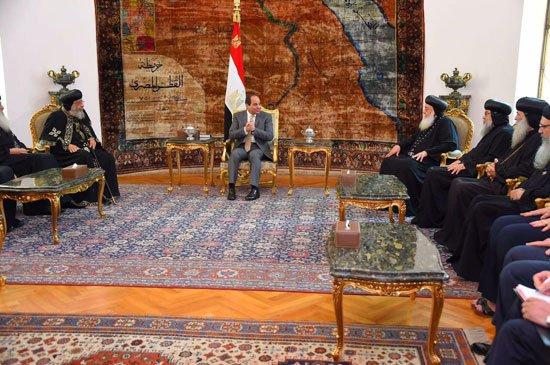 الأقباط يخلعون رداء المحبة.. 6 ملامح تؤكد تقهقر الكنسية عن دعم السيسي