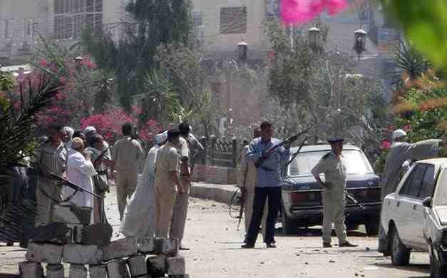 تبادل لإطلاق النار بين أمن الانقلاب ومجهولين أمام قسم الفيوم