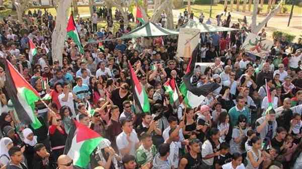 مسيرات بالضفة الغربية لمؤيدين لحماس تحت شعار “شعب يصنع نصره”