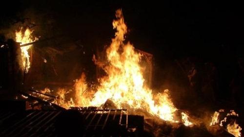 مجهولون يضرمون النار في مكتب محامي شهداء ثورة يناير