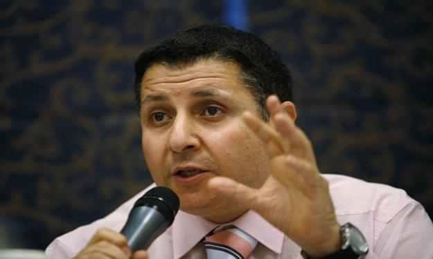 ناشط حقوقي يطالب بمعالجة ضباط الشرطة نفسيًا