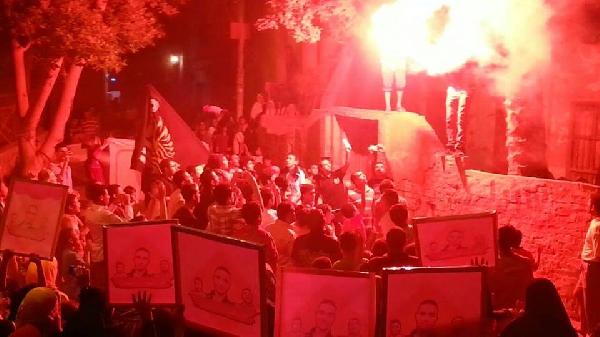 “ألتراس حرية” يتظاهر في الزقازيق رفضًا للانقلاب