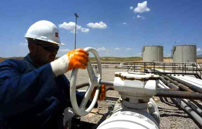 تركيا تكتشف خط أنابيب لتهريب البترول إلى سوريا