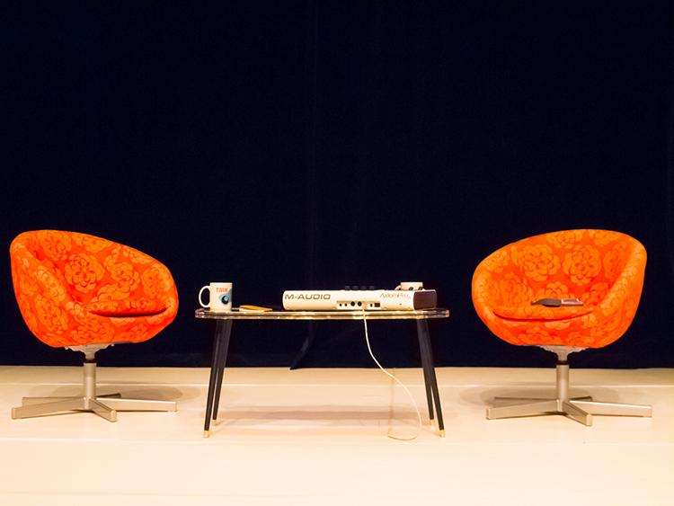 جدلية العلاقة بين الإعلامي والسياسي – قطب العربي