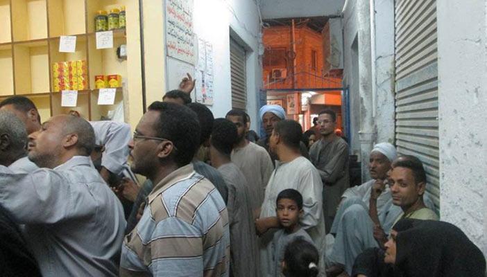 غلق فيس بوك ومشادات المرشحين ووقف صرف التموين.. أبرز عناوين صحف اليوم