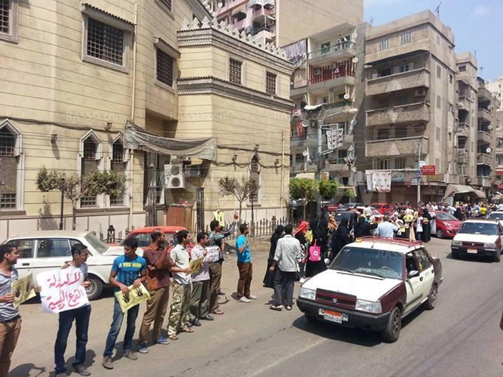 الآن وقفة احتجاجية لشباب ضد الانقلاب بالمنصورة