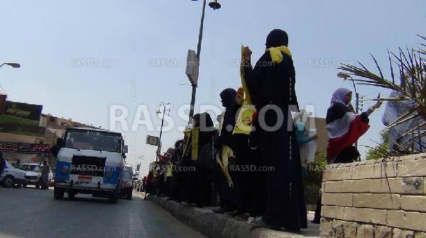 سلسلة بشرية لطلاب ضد الانقلاب ببنى سويف