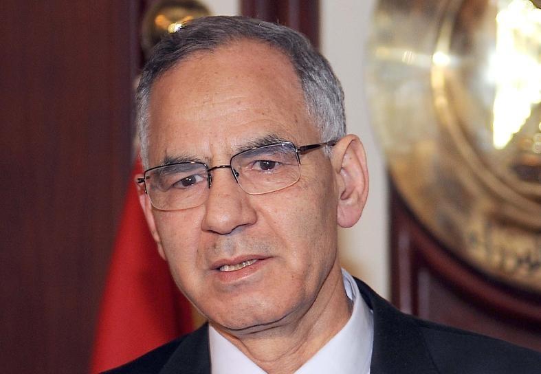 “بشر” ينفى شائعات التفاوض معه لإنشاء حزب سياسي