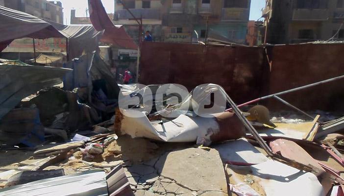 بالصور.. قوات الأمن تزيل المحلات إجباريا بالفيوم