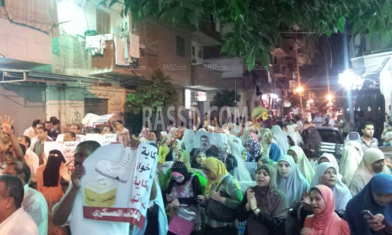 مسيرة حاشدة تطوف شوارع العصافرة رفضاُ للانقلاب