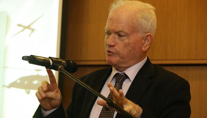 “إنتليجنس” : تأهب استخباراتي إسرائيلي لاحتمال التعرض لهجوم كيماوي