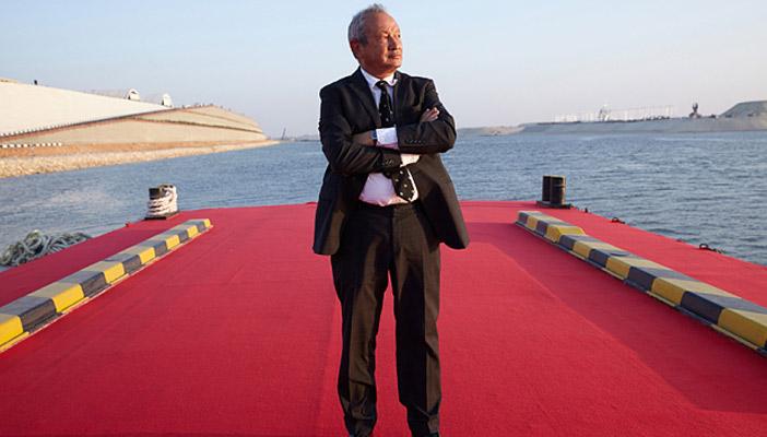 ساويرس يطلق اسم “إيلان” على جزيرة اللاجئين