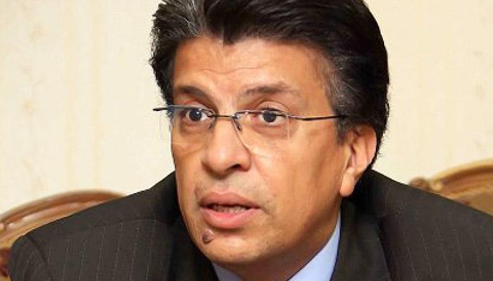 قميص عثمان.. بين خصوصية الحديث وجهل خالد منتصر!