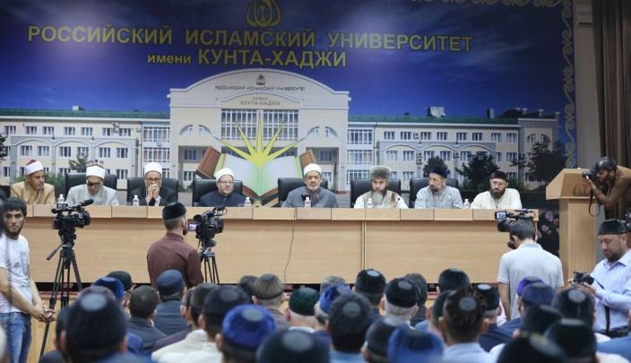 المسكوت عنه في مؤتمر الشيشان – رضا حمودة