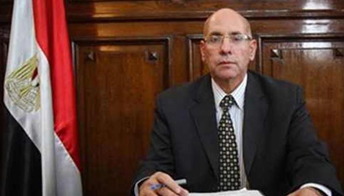 بأمر من السيسي.. استقالة وزير الزراعة من منصبه