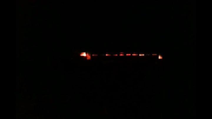 مجهولون يشعلون النار بعربة قطار بدمياط