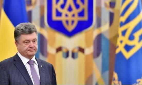 الرئيس الأوكراني يزور مناطق يسيطر عليها الانفصاليون