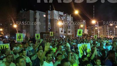 وقفة حاشدة أمام مسجد التوحيد ببورسعيد