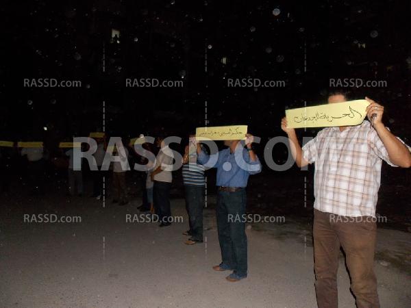 صور | سلاسل بشرية في بورسعيد تنديدًا بحكم العسكر